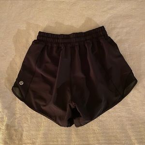 Lululemon Hotty Hot LR 4”